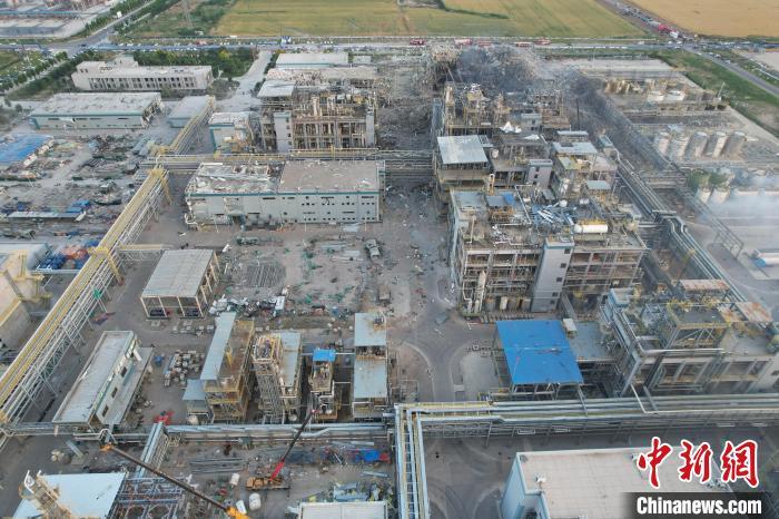 山東高密一化工廠爆炸 致5死6失聯(lián)19傷